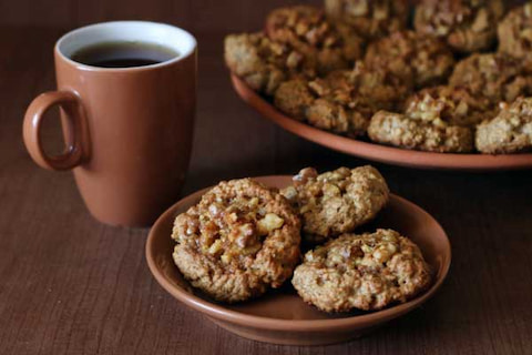 خرید و قیمت شیرینی گردویی خشک + فروش عمده